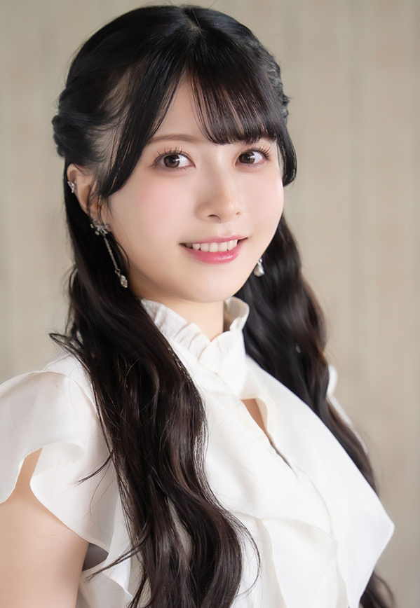 月城莉奈